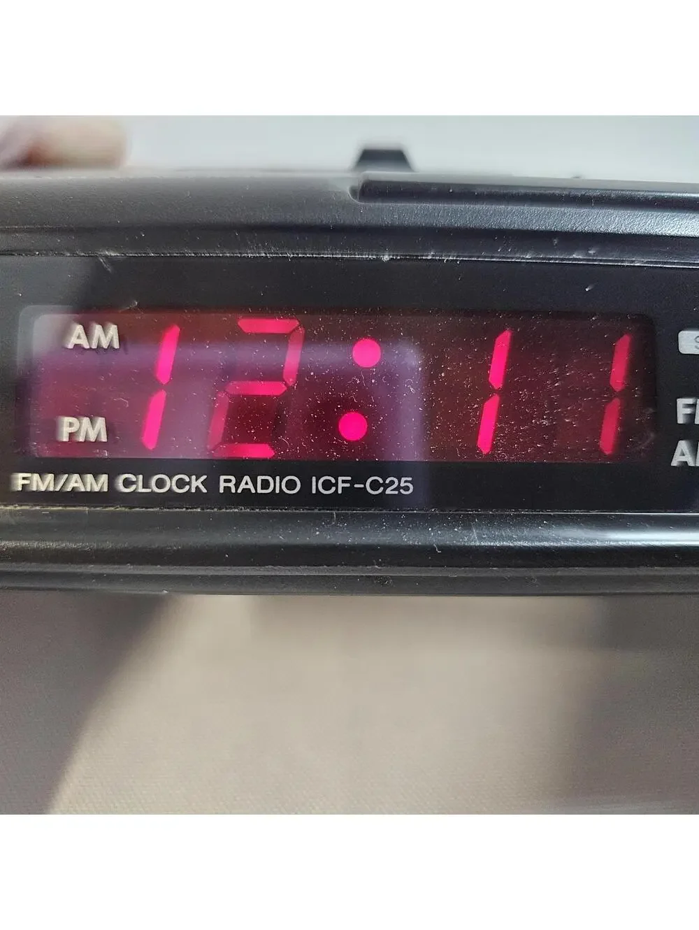 Sony Dream Machine ICF-C25 Clock Radio AM-FM Alarm Tested! Works Well!